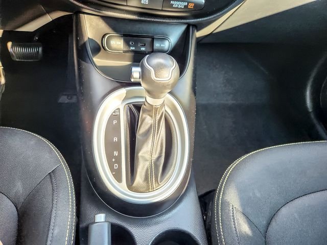 Used 2014 Black Kia Plus image 12