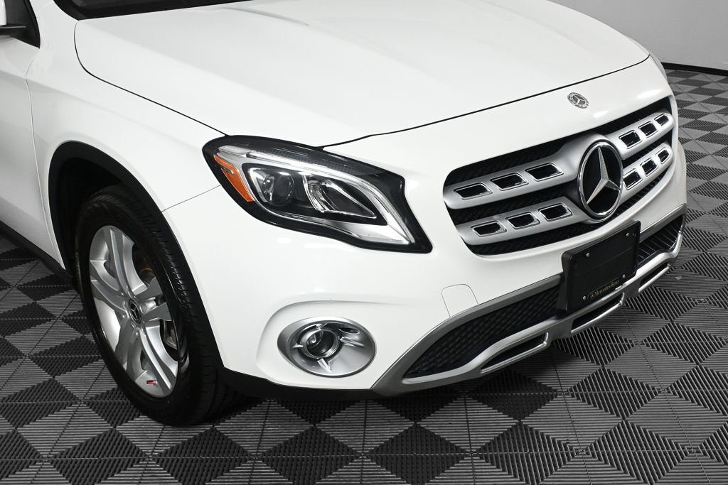 Used 2020 White Mercedes-Benz GLA 250 image 37