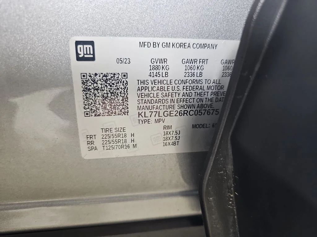Certified Used 2024 Gray Chevrolet 1RS image 39