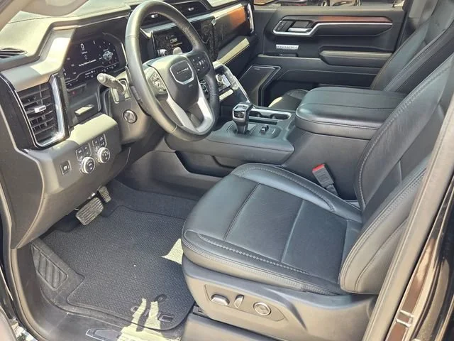 Used 2024 Onyx Black GMC Denali image 8