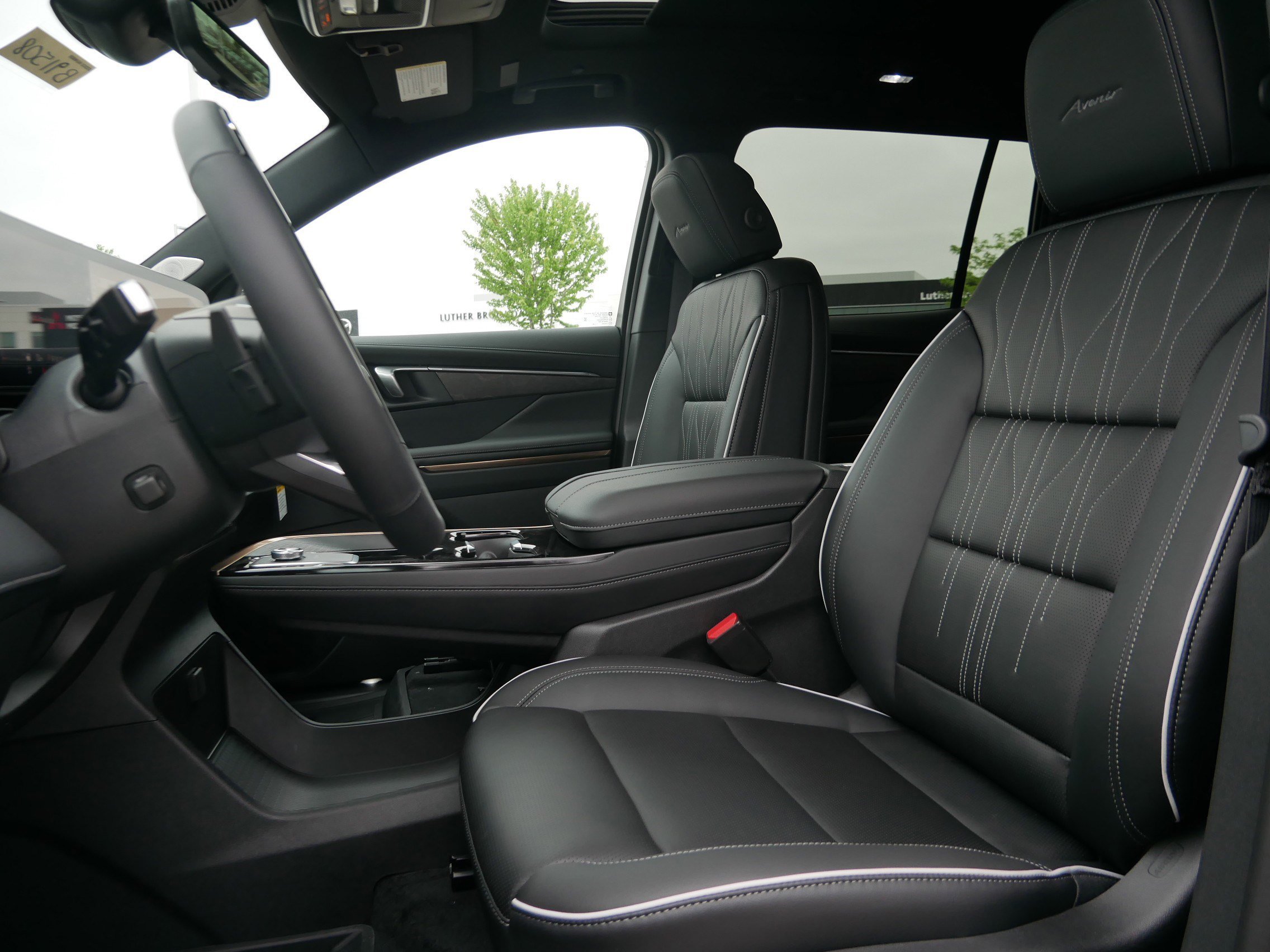New 2026 Moonstone Gray Metallic Buick Avenir image 4
