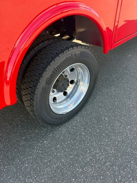 New 2026 Race Red Ford F-450® LARIAT® image 5