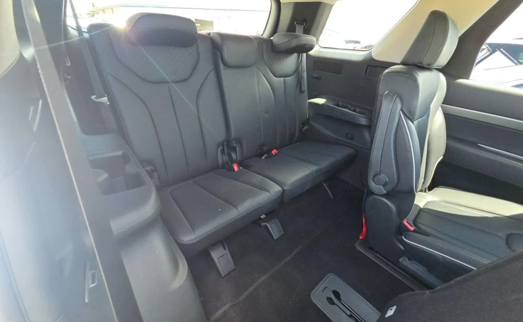 Certified Used 2025 White Hyundai SEL image 11