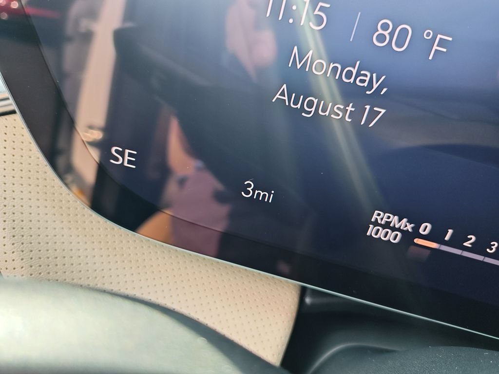 New 2027 Summit White Buick Preferred image 19