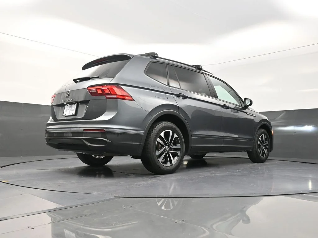 Used 2023 Gray Volkswagen 2.0T S image 29