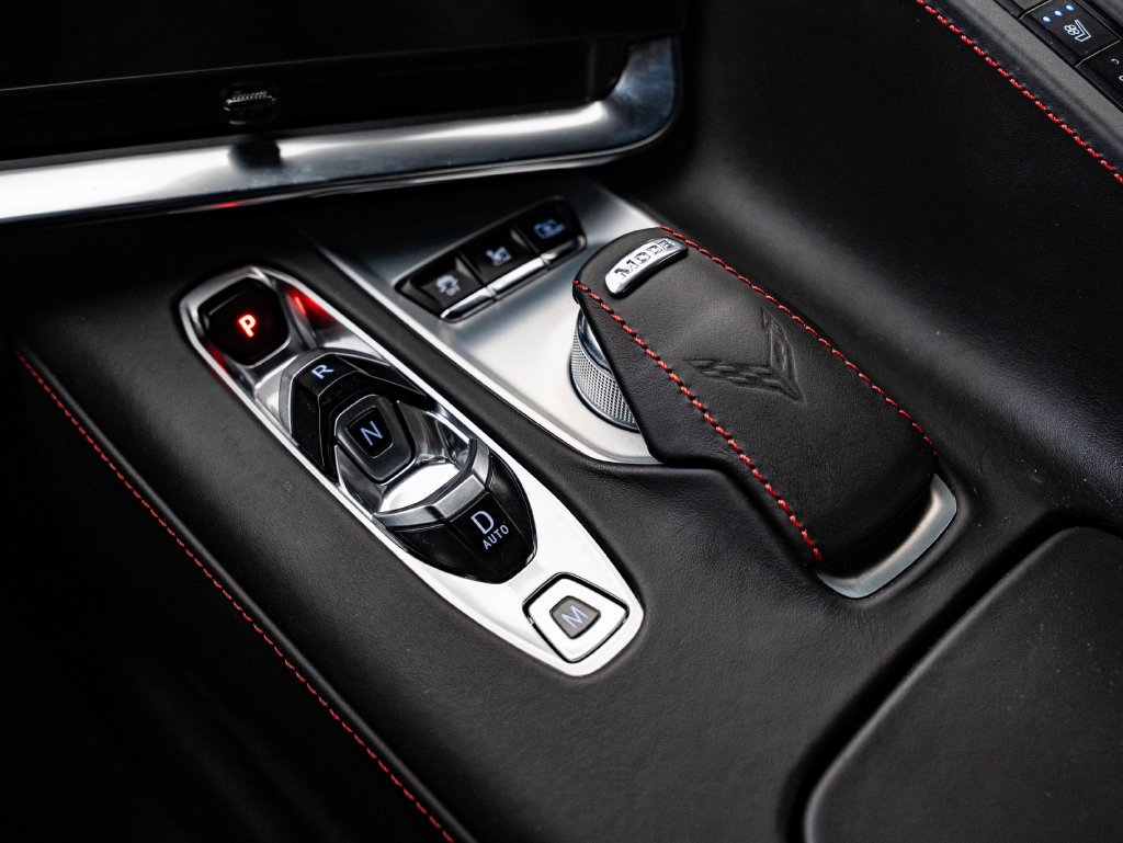 Used 2020 Shadow Gray Metallic Chevrolet Stingray image 34