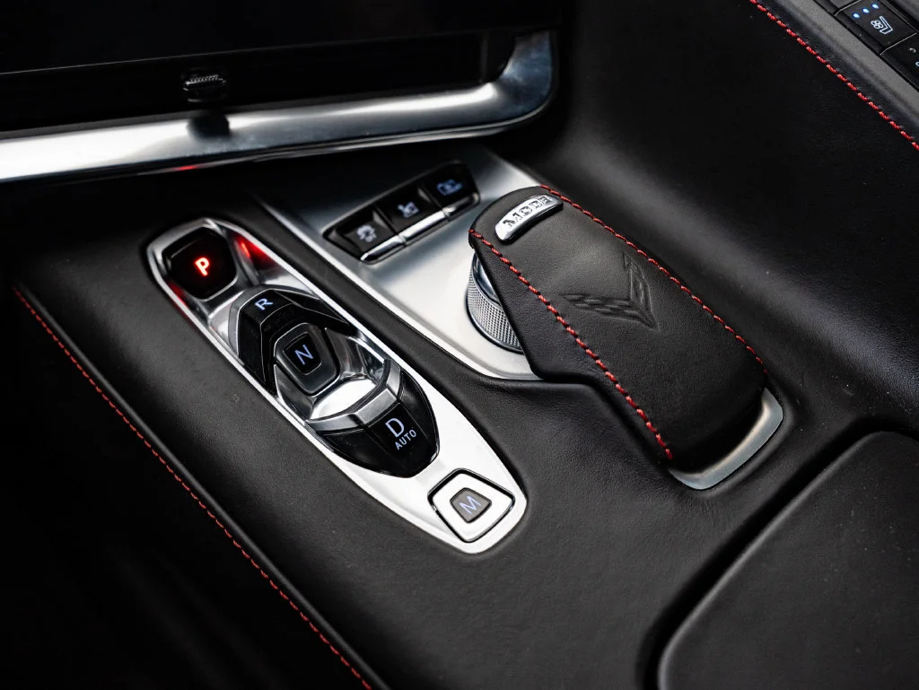Used 2020 Shadow Gray Metallic Chevrolet Stingray image 34