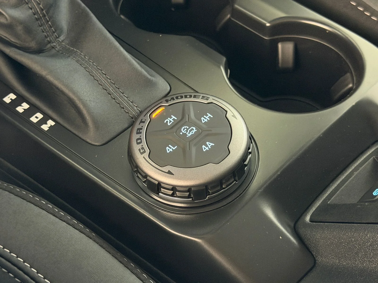New 2026 Avalanche Gray Ford Badlands image 27