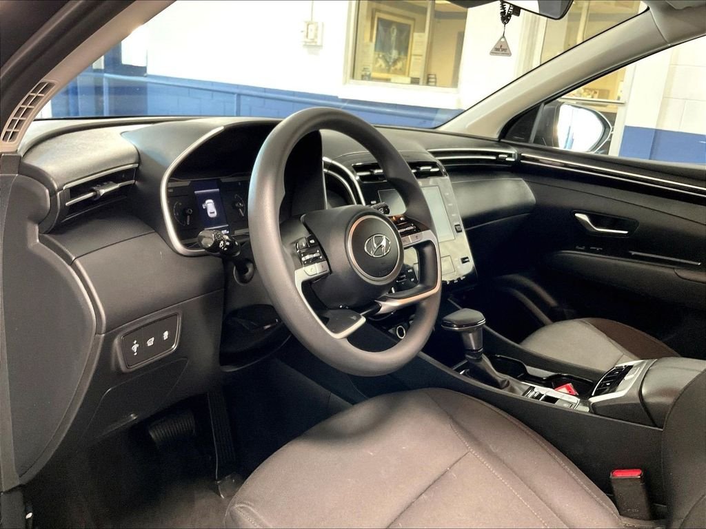 Used 2024 Black Hyundai SEL image 8