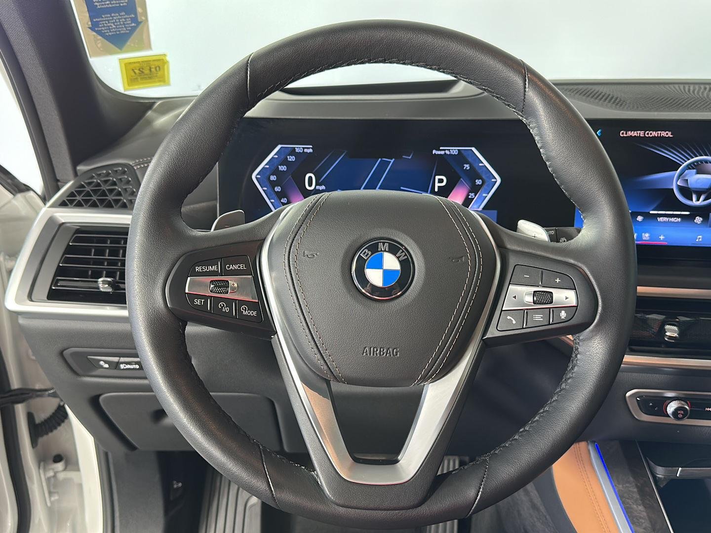 Used 2026 Mineral White Metallic BMW xDrive40i image 13