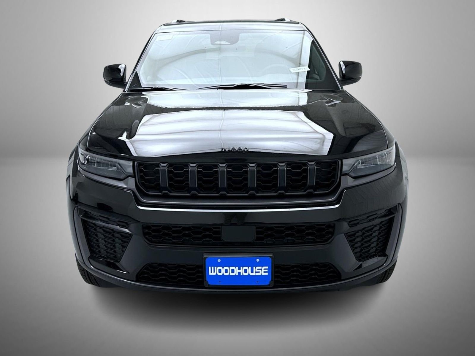 New 2026 Diamond Black Crystal Pearl-Coat Exterior Paint Jeep Altitude image 2