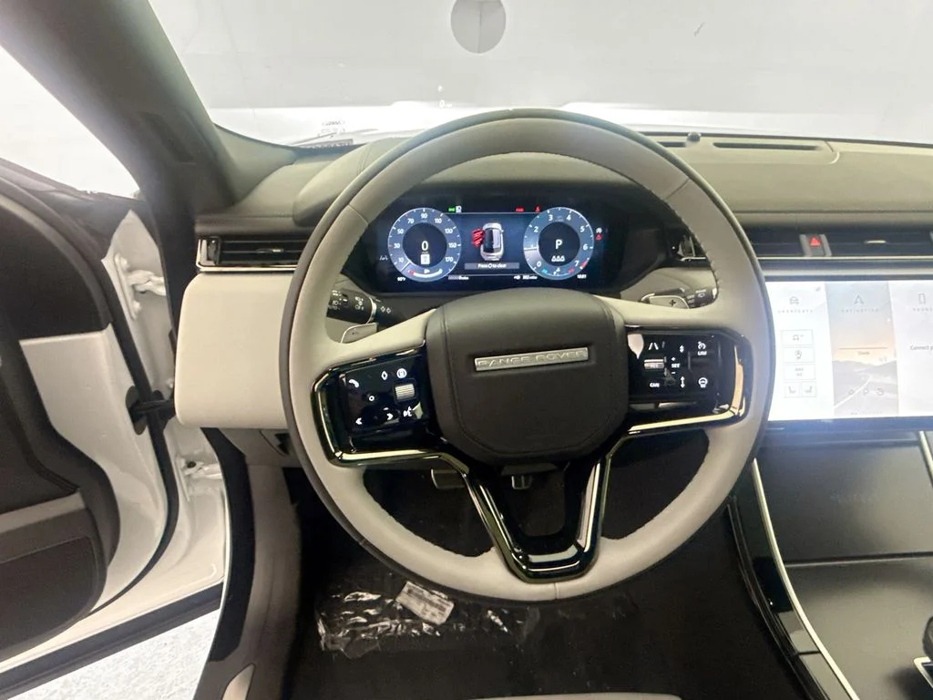 New 2026 Fuji White Land Rover Belgravia Edition image 11