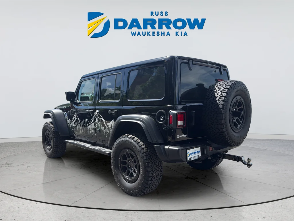 Used 2023 Black Jeep High Tide image 3
