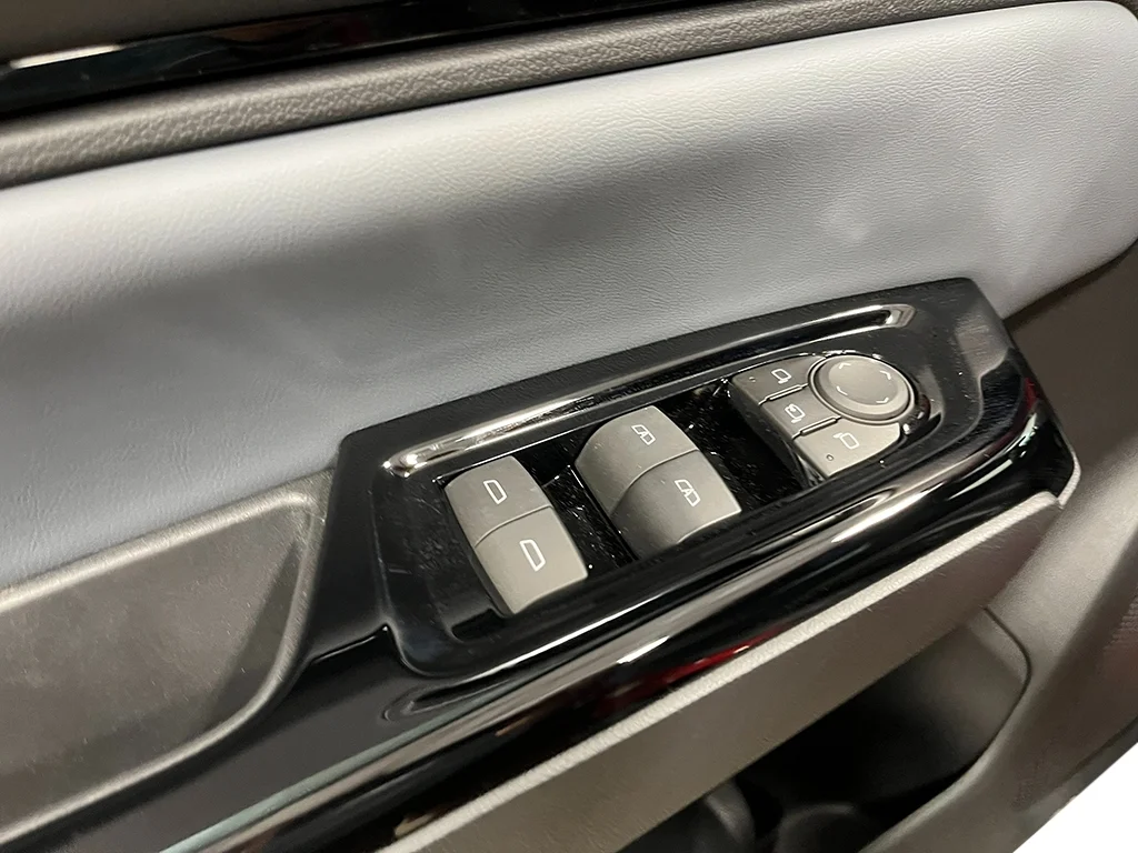 2026 Honda Prologue Elite - Photo 9