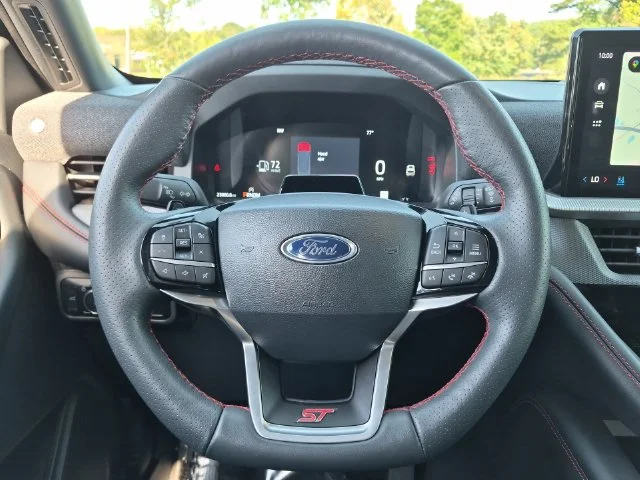 Used 2025 White Ford ST image 31