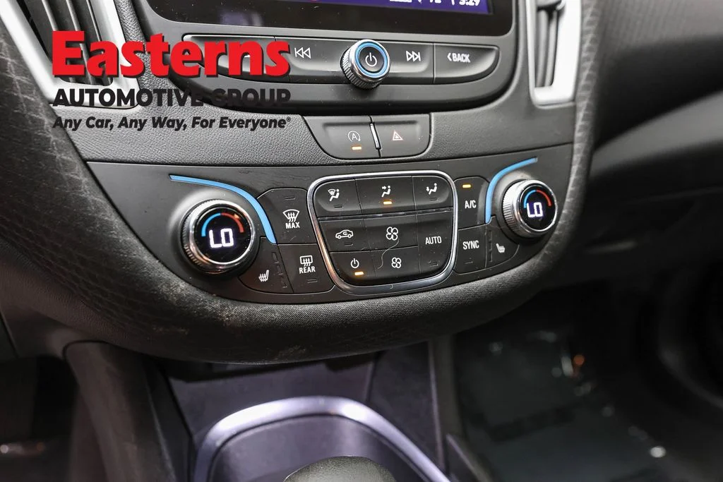 Used 2023 White Chevrolet LT image 20