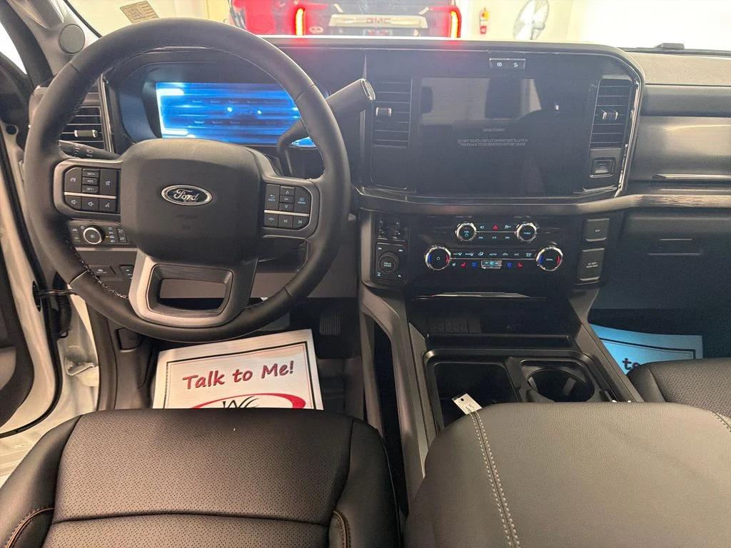 New 2026 Star White Metallic Tri-Coat Ford F-250® Lariat® image 18
