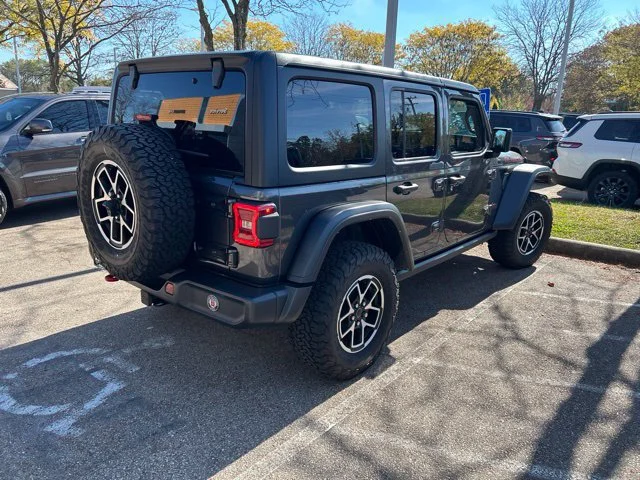 Certified Used 2024 Granite Crystal Metallic Clearcoat Jeep Rubicon image 9