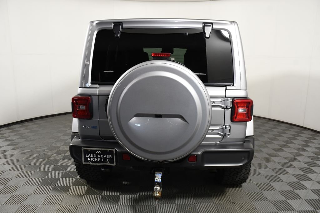 Used 2021 Billet Silver Metallic Clearcoat Jeep Unlimited Sahara 4xe image 5