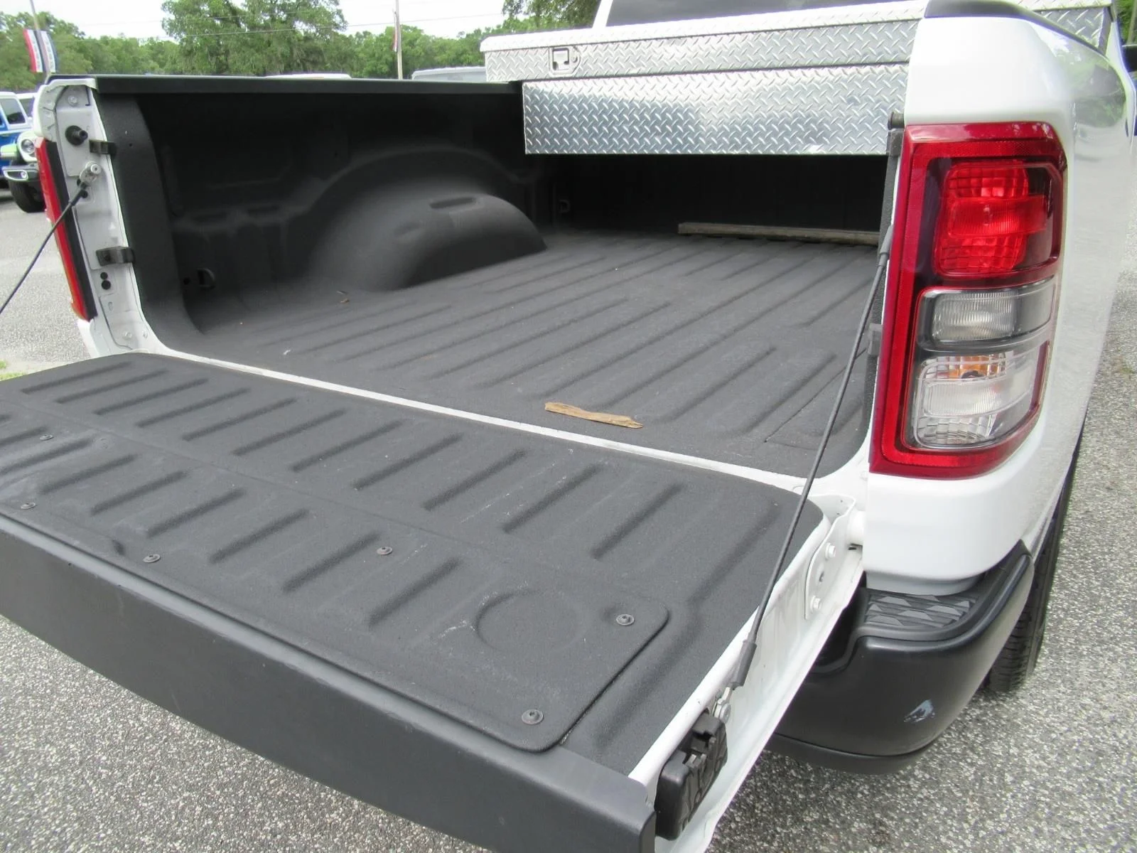 Used 2023 White Ram Tradesman image 31