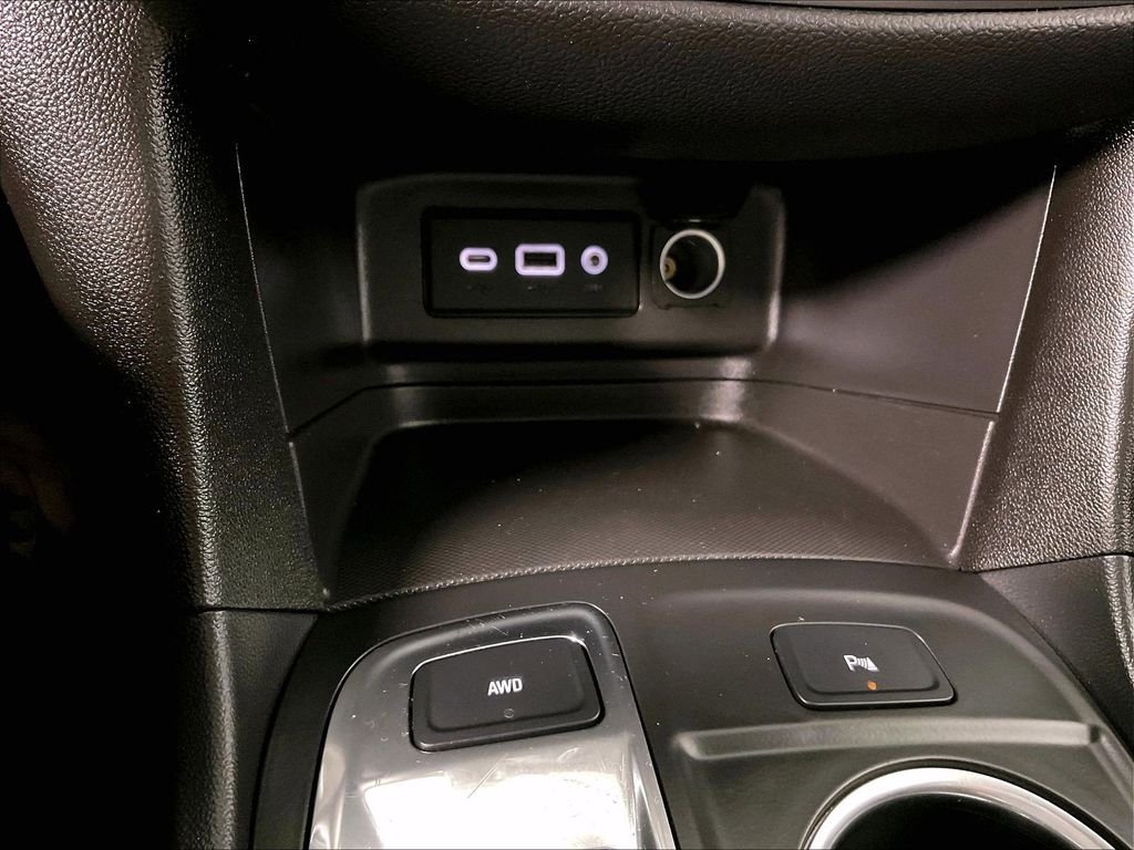 Used 2024 Black Chevrolet LT image 27