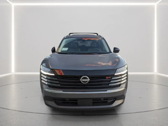 Certified Used 2026 Gray Nissan SR image 5