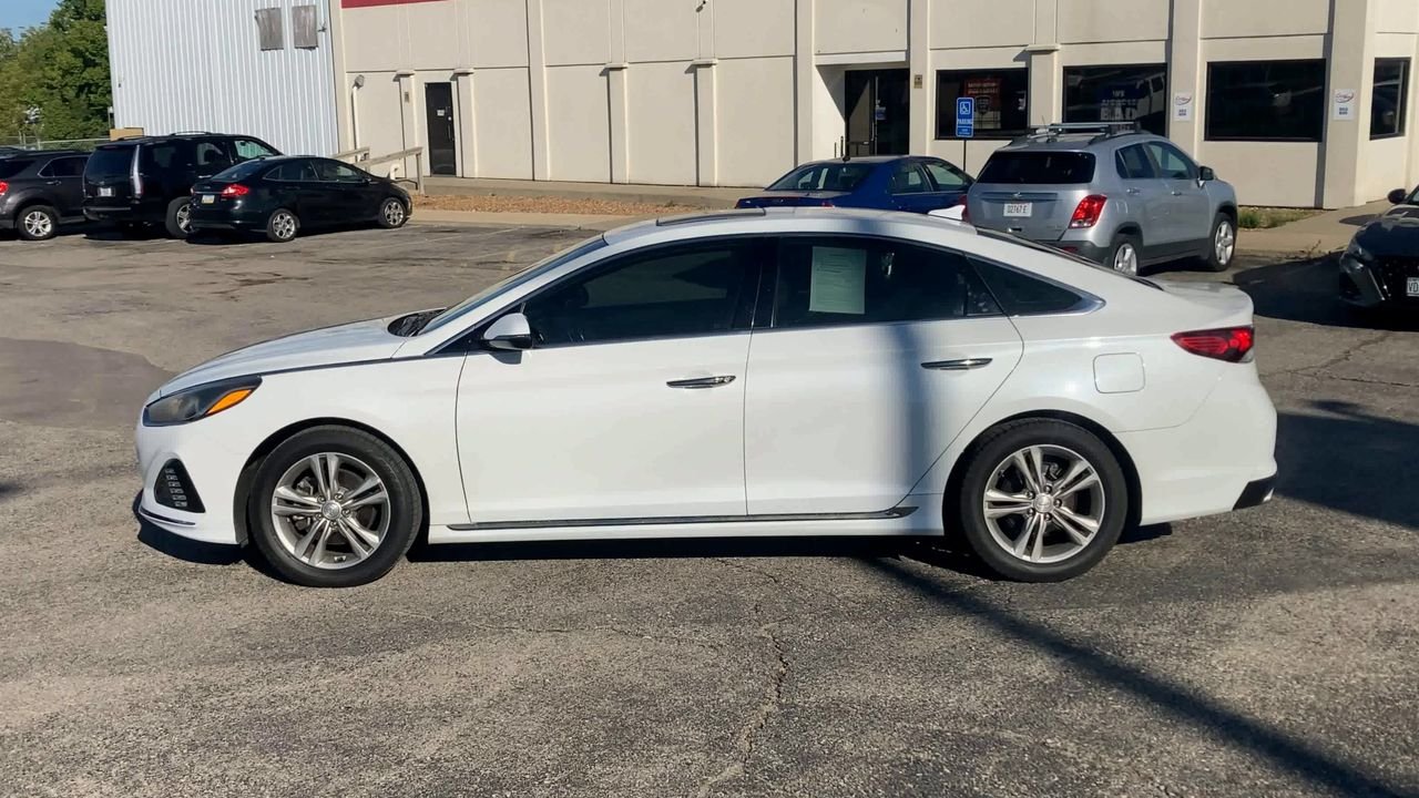 2018 Hyundai Sonata Sport photo 4