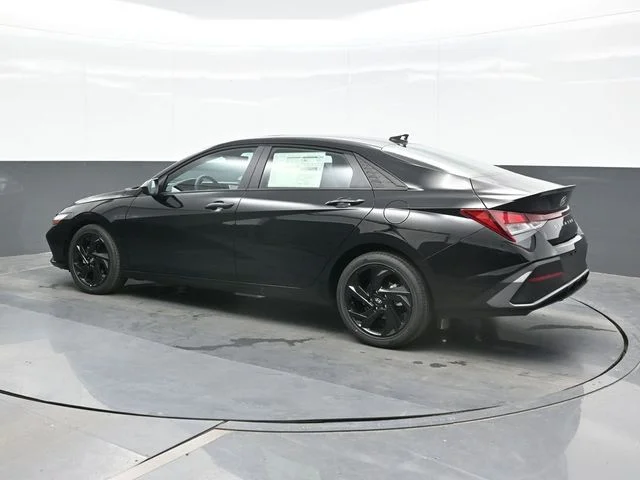 New 2026 Black Hyundai SEL Sport image 3