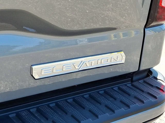 New 2026 Sterling Metallic GMC Elevation image 24
