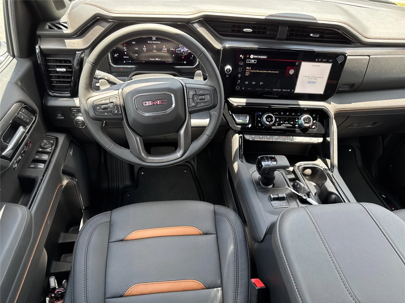 New 2026 Onyx Black GMC AT4 image 31