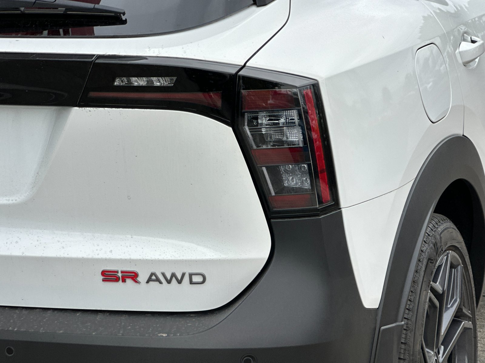 Used 2025 Aspen White/Super Black Nissan SR image 25
