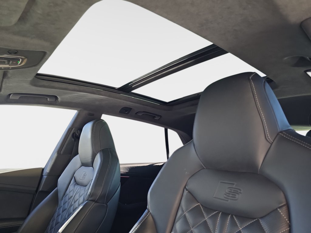 Used 2023  Audi 4.0T Prestige image 33