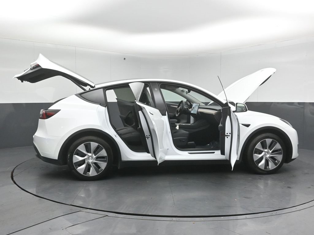 2023 TESLA MODEL Y - Image 49