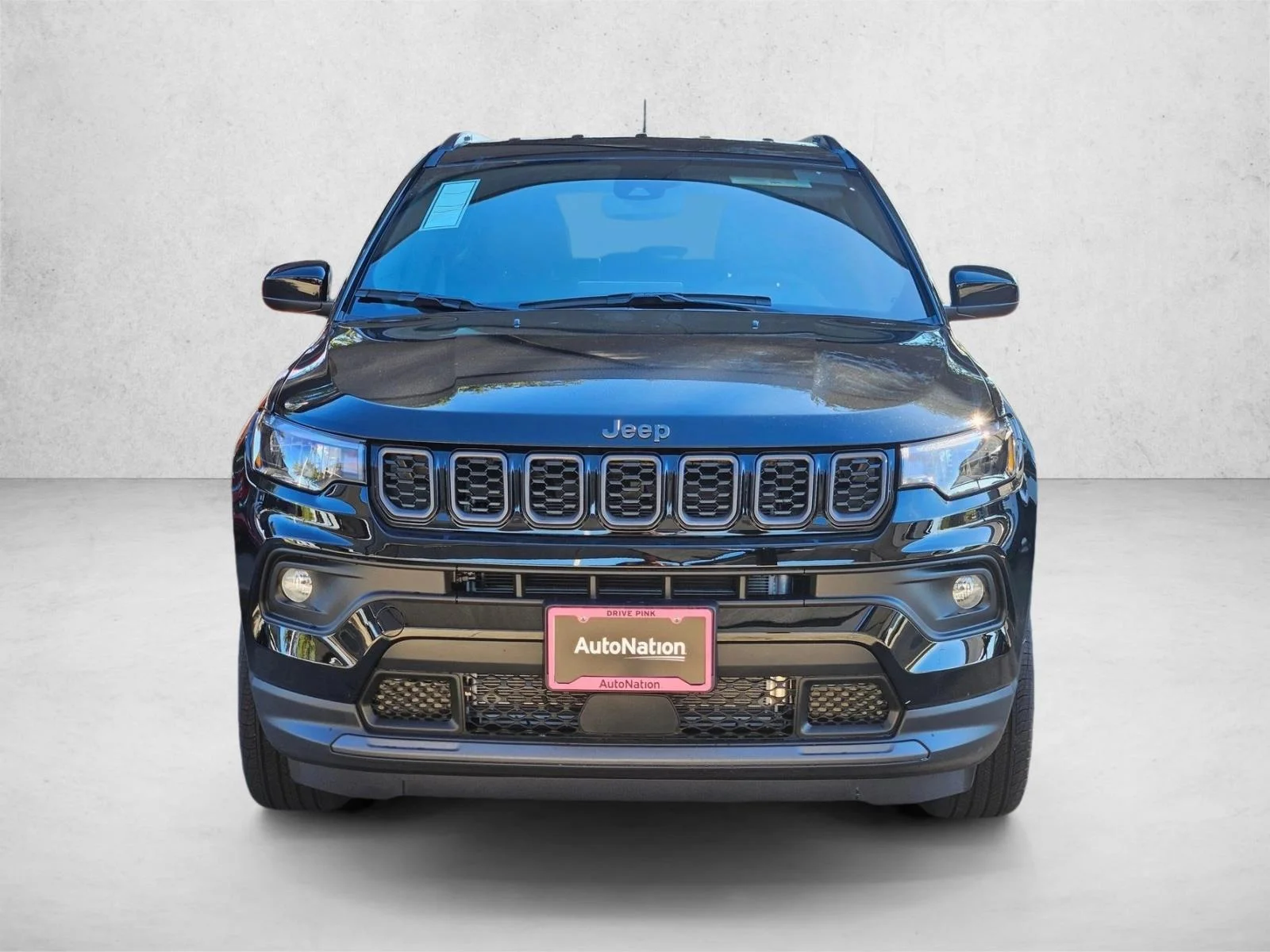 New 2026 Diamond Black Crystal Pearlcoat Jeep Latitude Altitude image 6