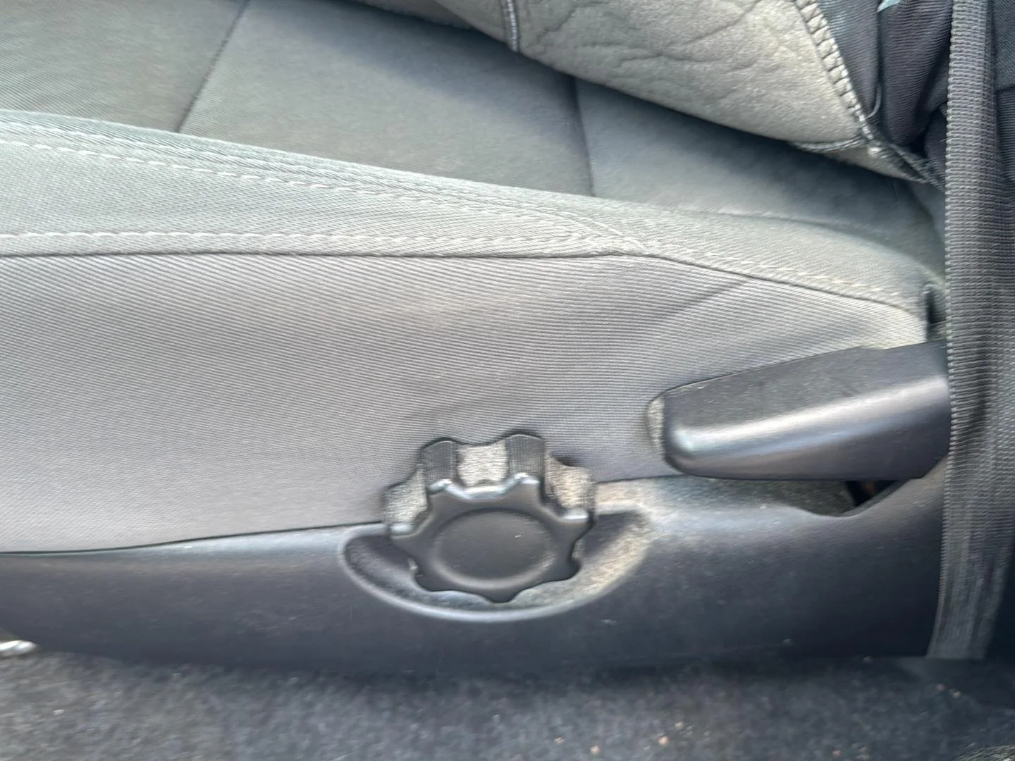 Used 2021 Silver Sky Metallic Toyota SR image 7