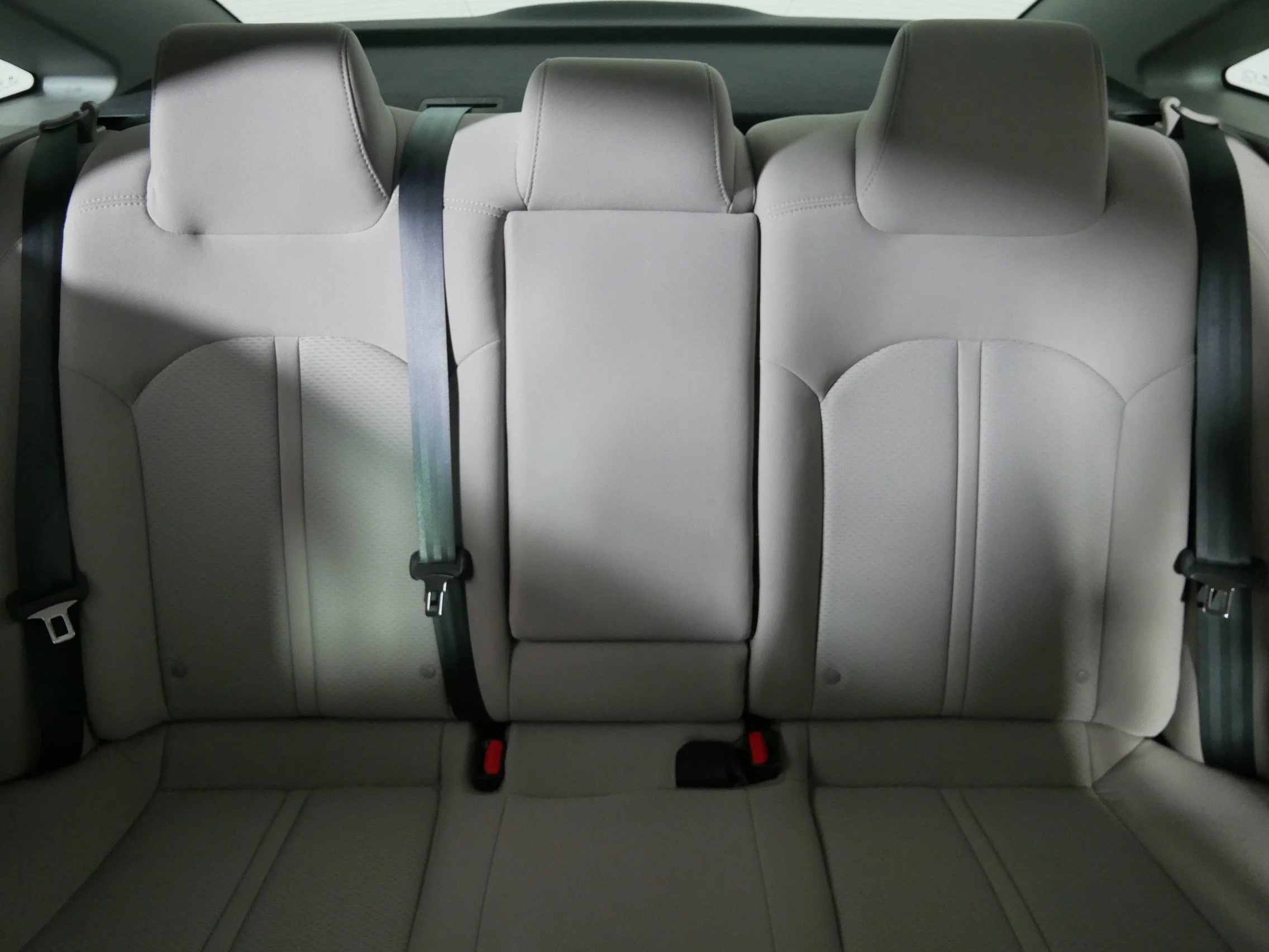 Used 2018 Phantom Black Hyundai SEL image 13