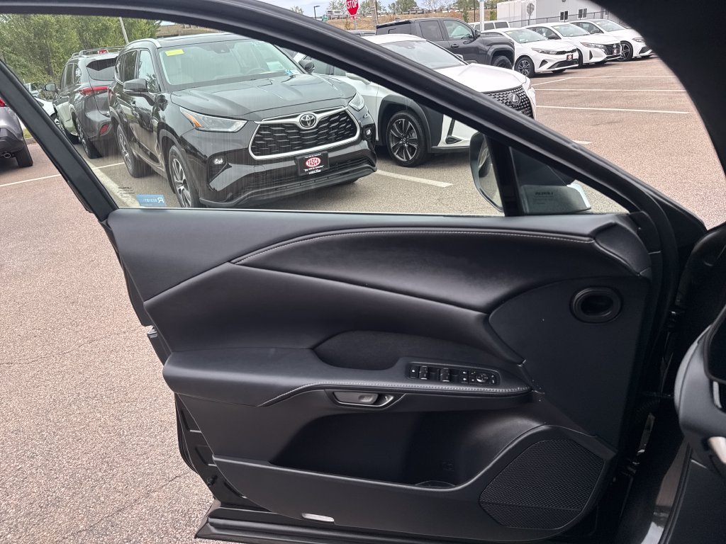 Used 2024 Black Lexus 350 Premium image 33