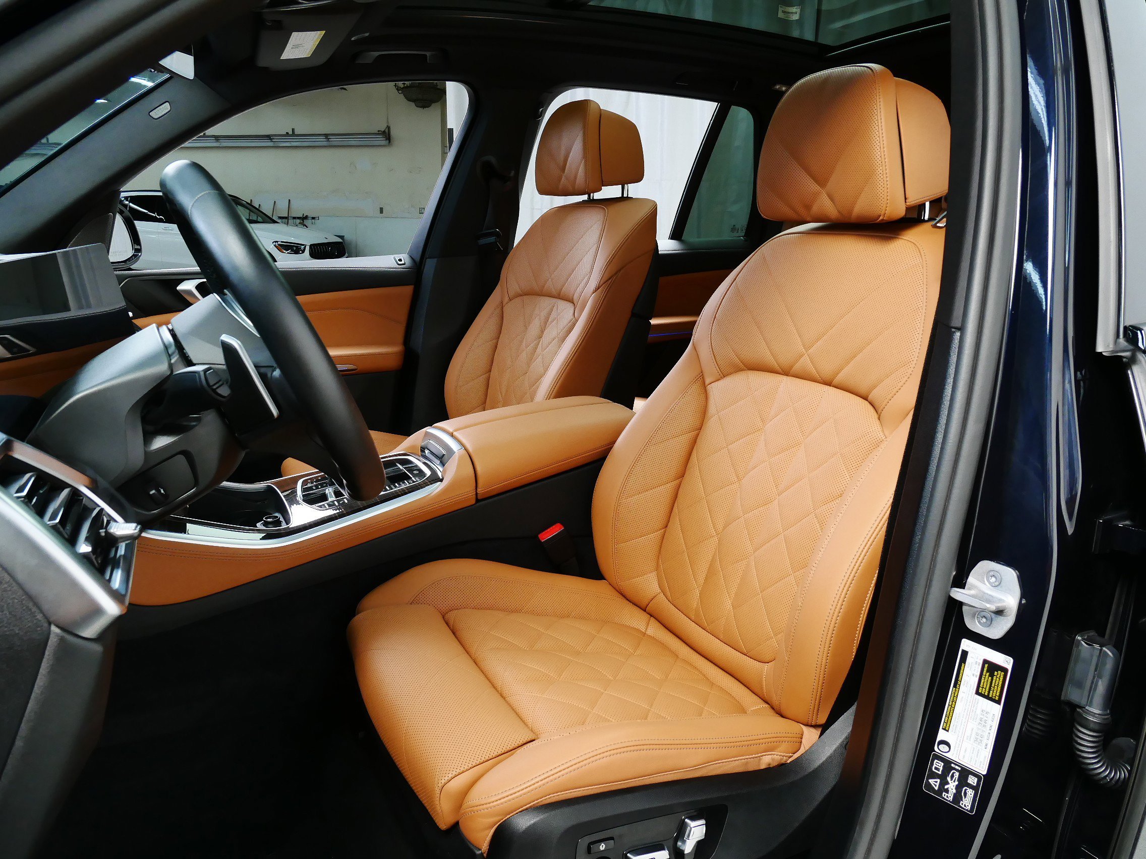 Used 2026 BMW X5 40i with VIN 5UX23EU08T9191852 for sale in Minnetonka, Minnesota