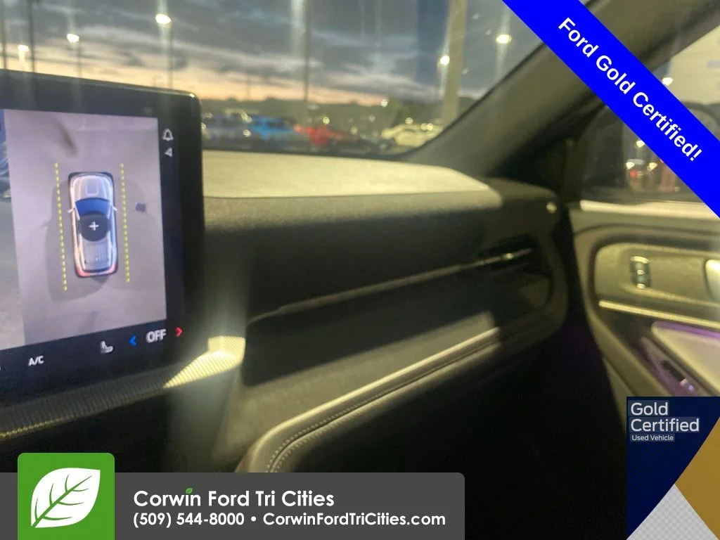 Used 2025 Black Ford Platinum image 7