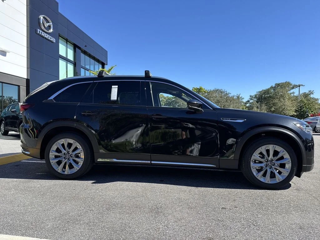 2026 Mazda CX-90 Premium Plus Package - Photo 23