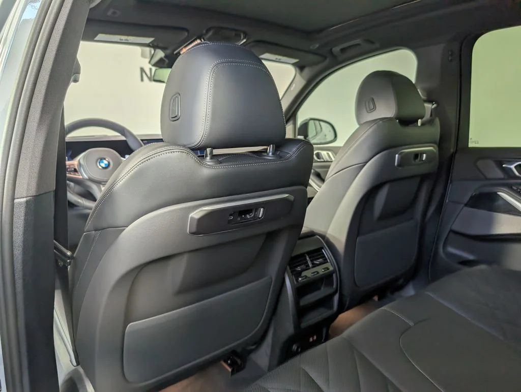 New 2026 Gray BMW xDrive40i image 14