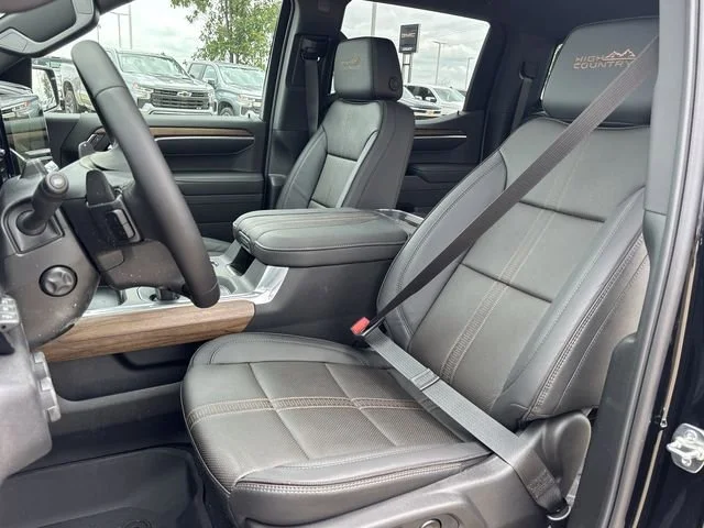 2026 Chevrolet Silverado 1500 High Country - Photo 26
