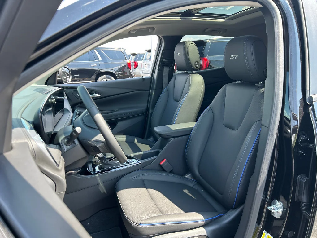 2026 Buick Encore GX Sport Touring - Photo 17
