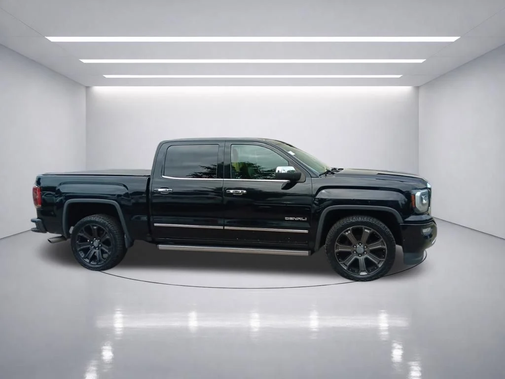 Used 2016 Onyx Black GMC Denali image 17