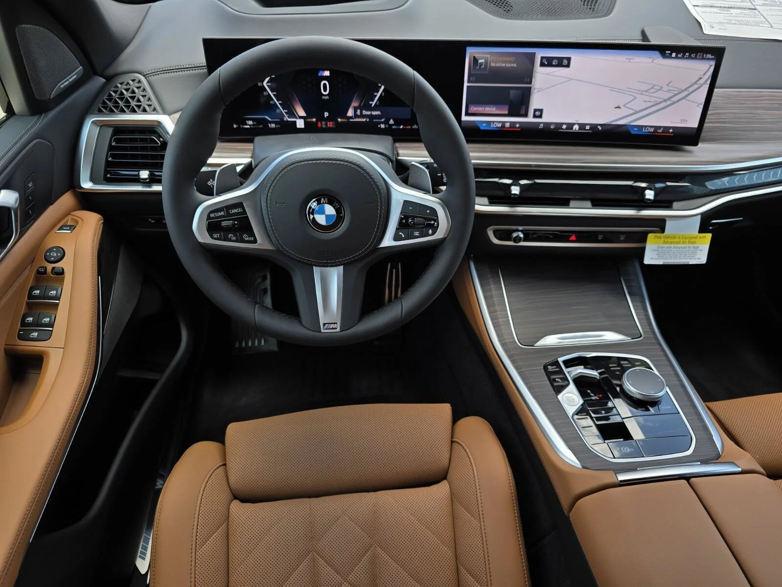 New 2026 0A96 Mineral White Metallic BMW xDrive40i image 18