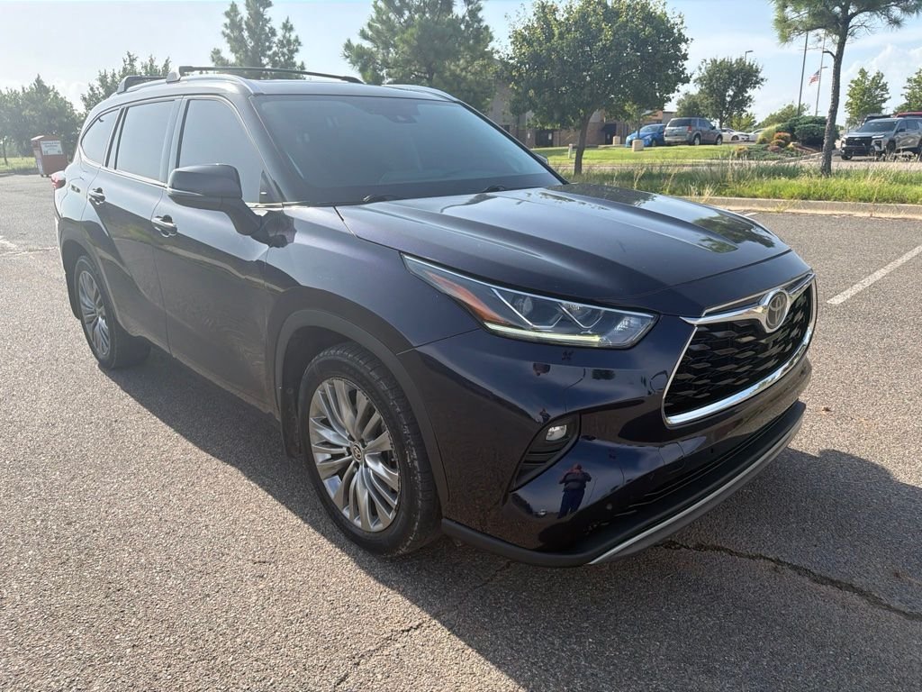 Used 2020 Blue Toyota Platinum image 8