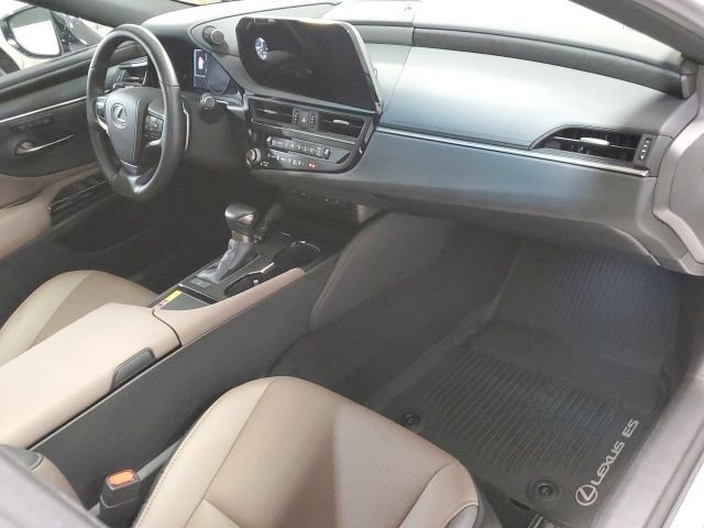 Used 2025 White Lexus 350 image 25