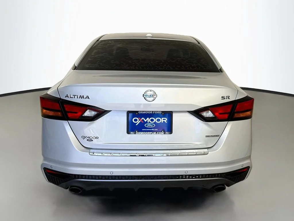Used 2021 Brilliant Silver Metallic Nissan 2.0 SR image 13
