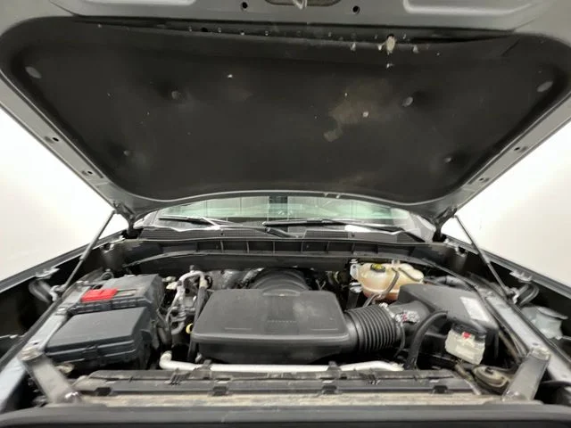 Used 2020 Gray GMC AT4 image 31