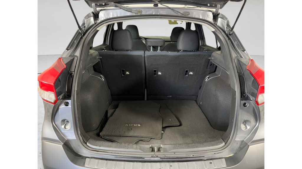 Used 2018 Gun Metallic Nissan S image 21